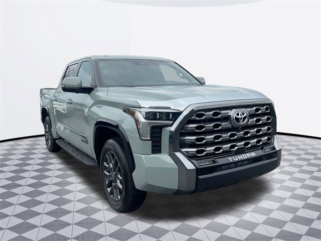 2025 Toyota Tundra Platinum CrewMax photo 3