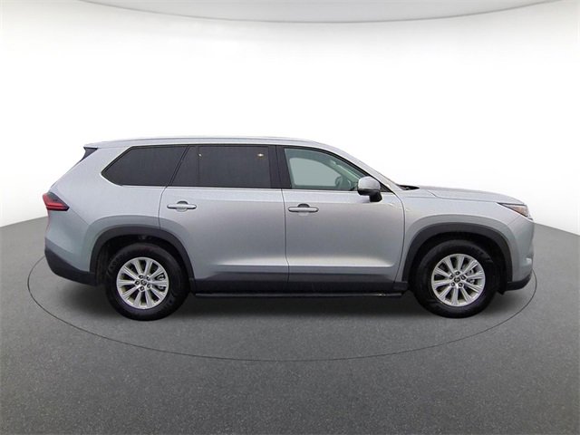 2025 Toyota Grand Highlander XLE photo 4