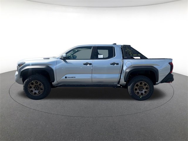 2025 Toyota Tacoma Trailhunter photo 2
