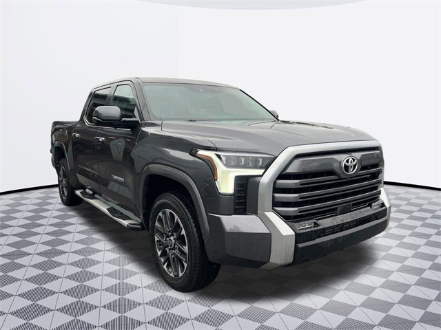 2024 Toyota Tundra Limited photo 3
