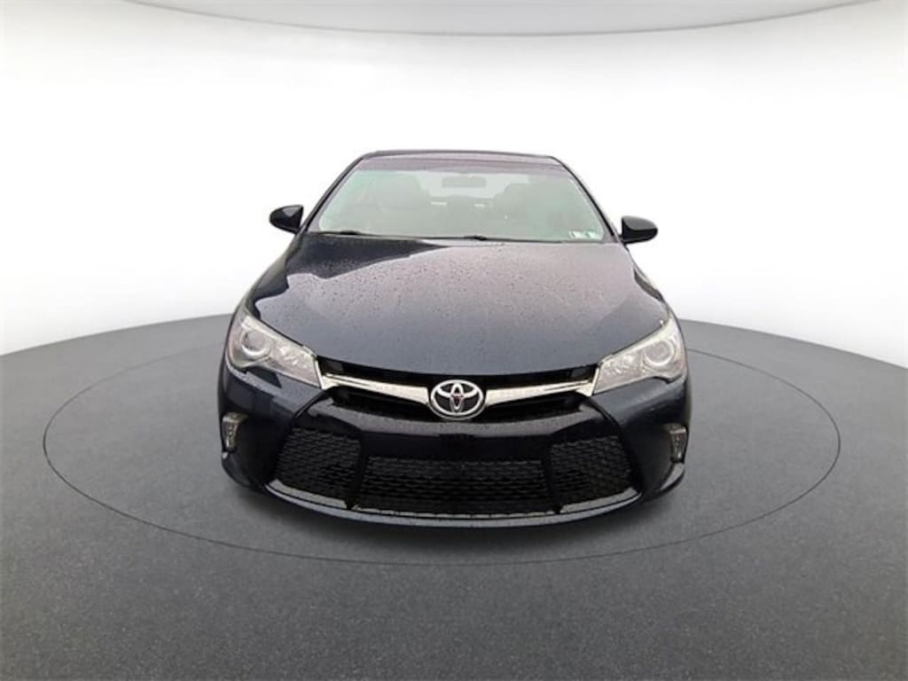 Used 2017 Toyota Camry XSE Sedan