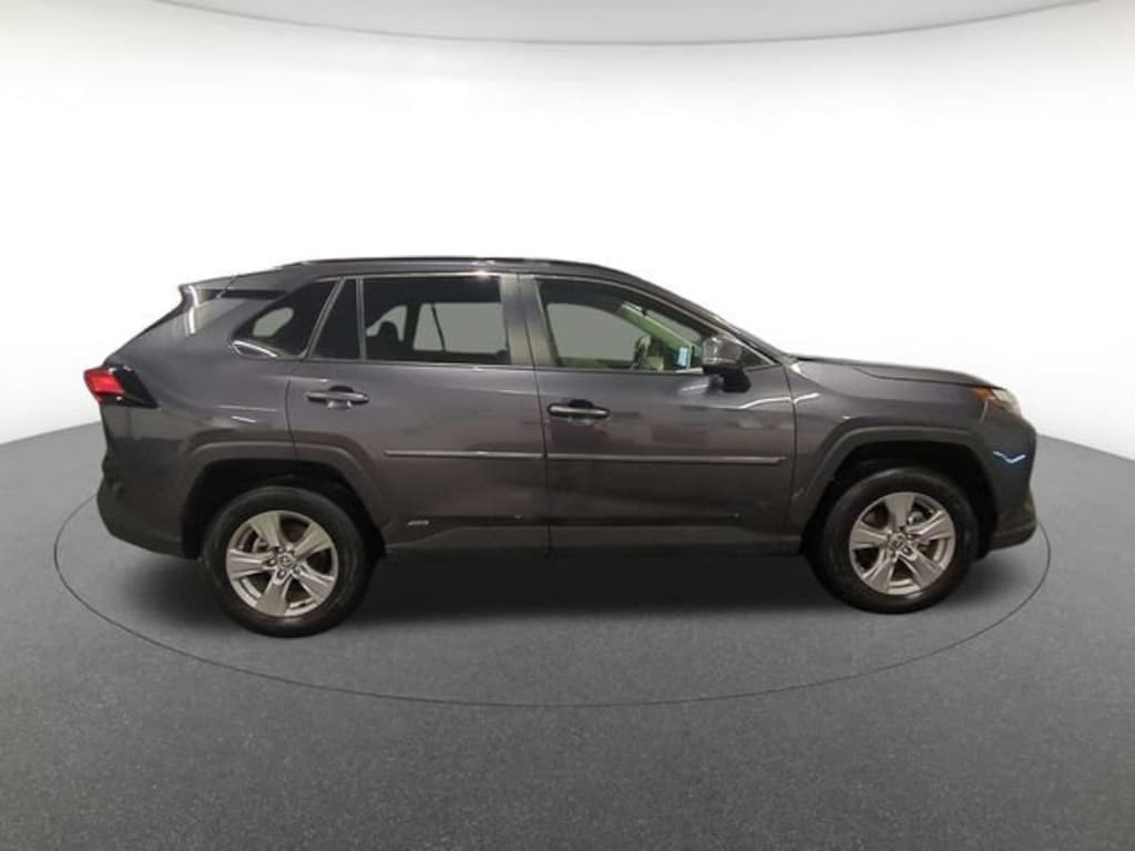 Used 2025 Toyota RAV4 Hybrid XLE Sport Utility