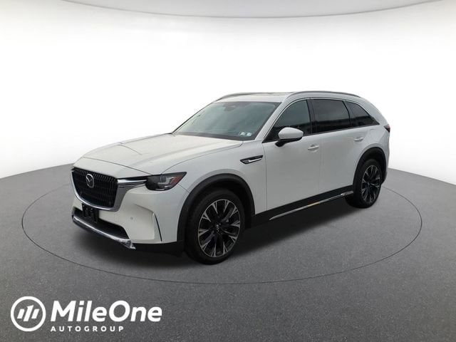 2024 Mazda CX-90 PHEV Premium Package's photo