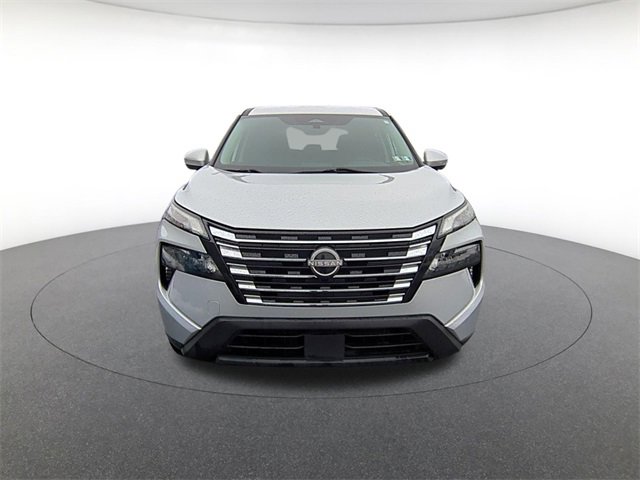 2024 Nissan Rogue SV photo 2