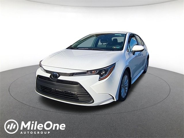 2026 Toyota Corolla LE's photo