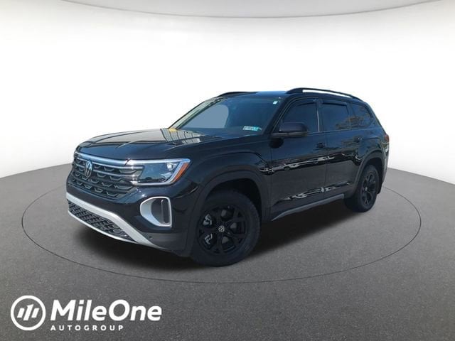 2025 Volkswagen Atlas 2.0T Atlas Peak Edition 4MOTION's photo