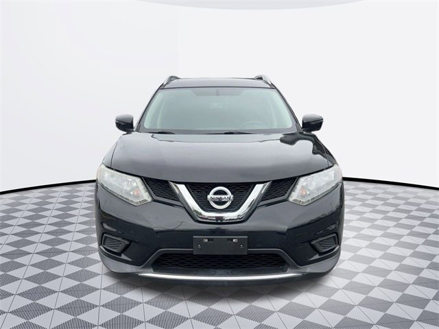 2016 Nissan Rogue SV photo 2