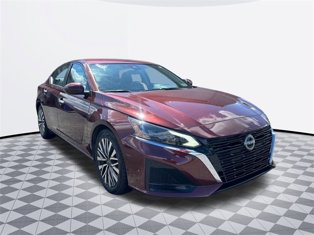 2023 Nissan Altima 2.5 SV photo 3