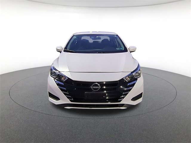 2023 Nissan Versa 1.6 SV photo 2