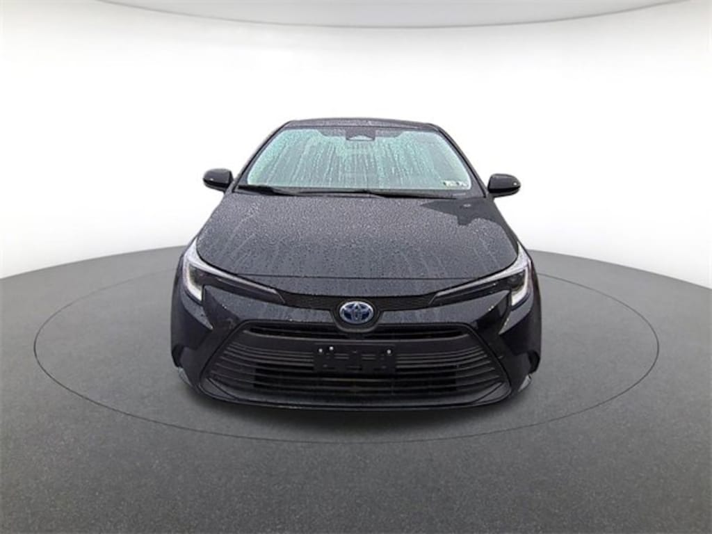 Used 2025 Toyota Corolla Hybrid LE Sedan