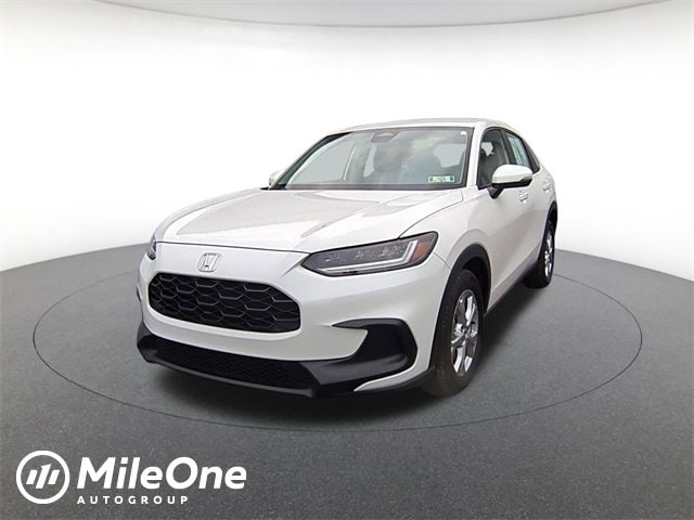 2025 Honda HR-V LX's photo