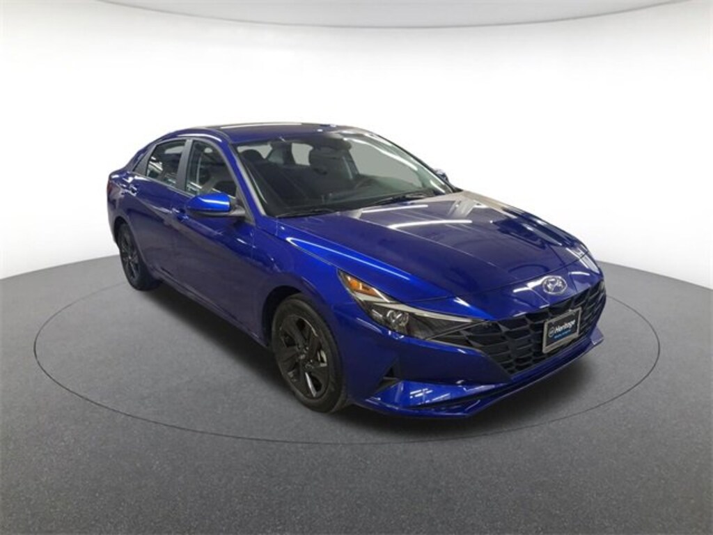 Used 2022 Hyundai Elantra Hybrid Blue Sedan