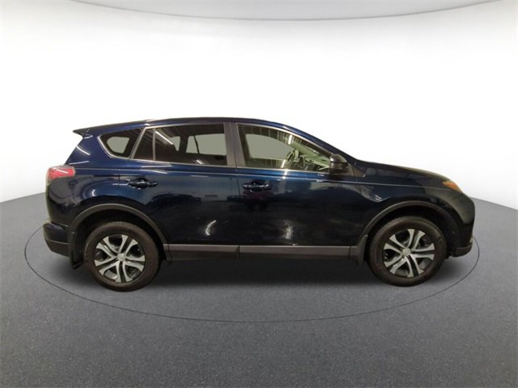 Used 2018 Toyota RAV4 LE Sport Utility