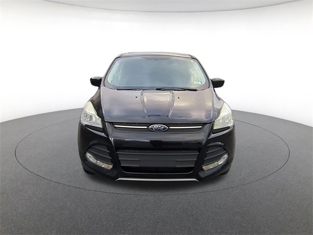 2016 Ford Escape SE Sport photo 2