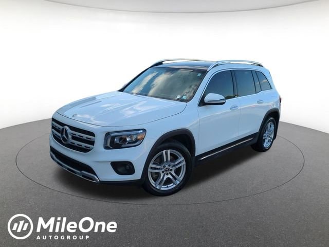 2022 Mercedes-Benz GLB GLB 250 4MATIC's photo