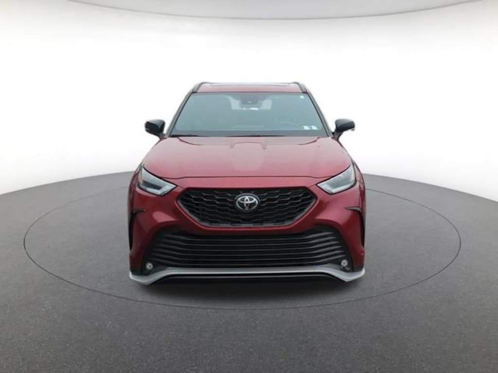 Used 2023 Toyota Highlander XSE Sport Utility