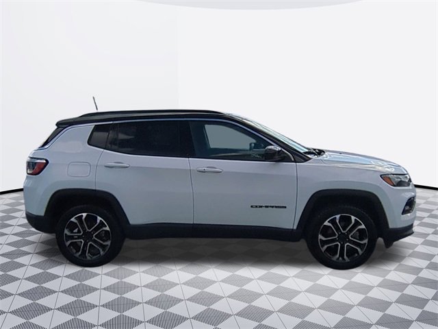 2022 Jeep Compass Limited photo 4