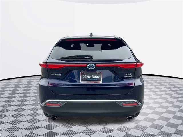 2022 Toyota Venza XLE photo 4