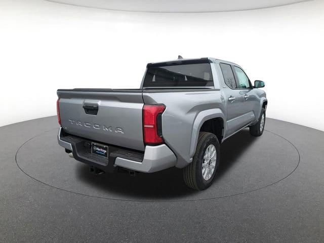 2025 Toyota Tacoma SR5 - Photo 4