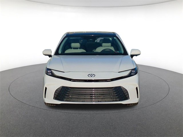 2025 Toyota Camry XLE photo 2