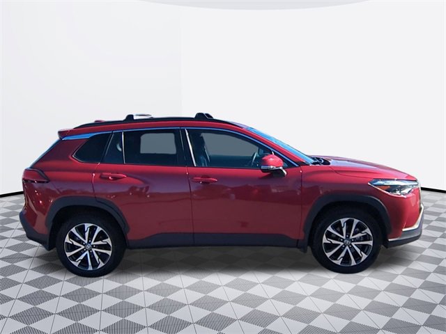 2022 Toyota Corolla Cross XLE photo 4