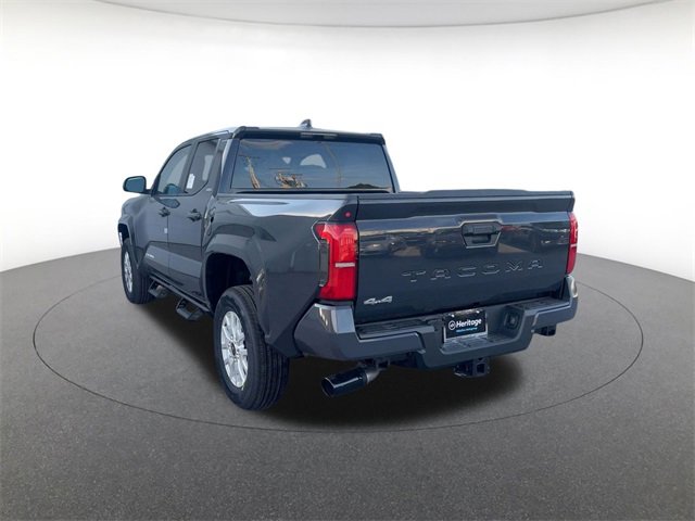 2025 Toyota Tacoma SR5 photo 3