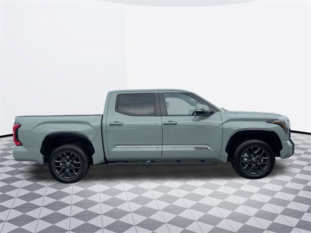 2025 Toyota Tundra Platinum CrewMax photo 4