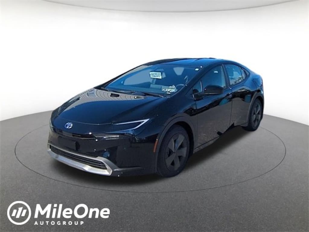 New 2026 Toyota Prius Plug-in Hybrid SE Hatchback