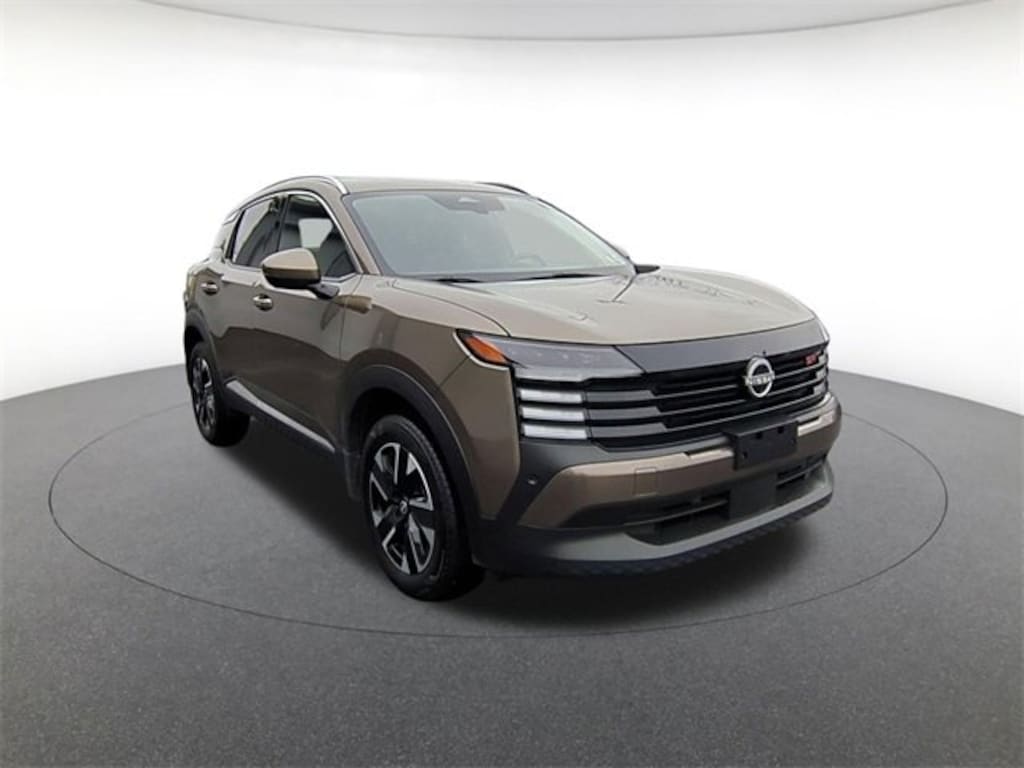 Used 2025 Nissan Kicks SR Sport Utility