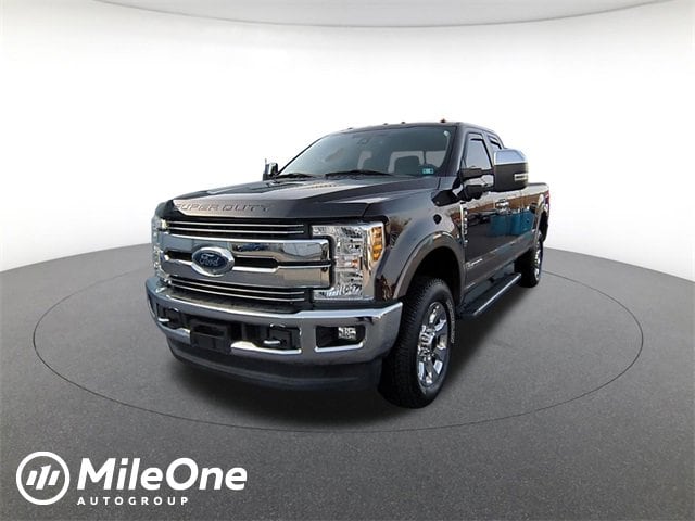 2018 Ford F-250 Super Duty Lariat's photo