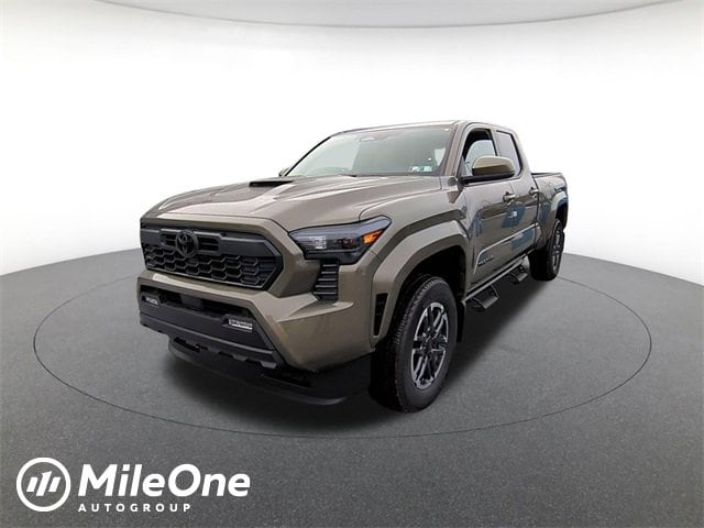 2026 Toyota Tacoma TRD Sport's photo