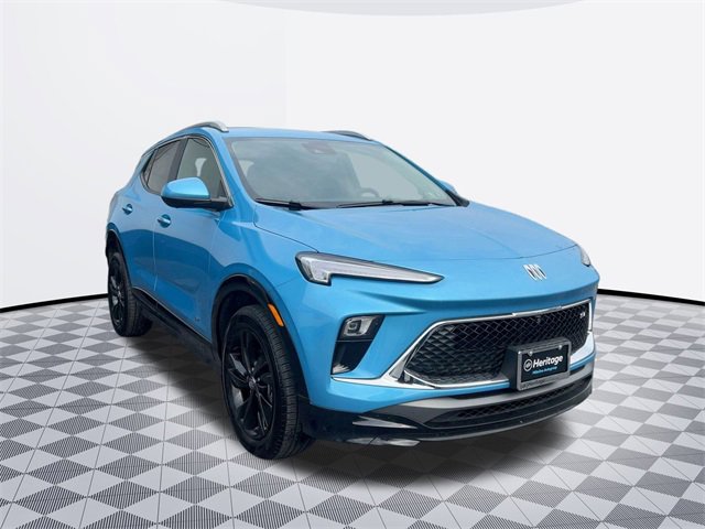 2025 Buick Encore GX Sport Touring photo 3
