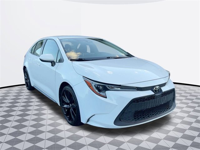 2021 Toyota Corolla LE photo 3