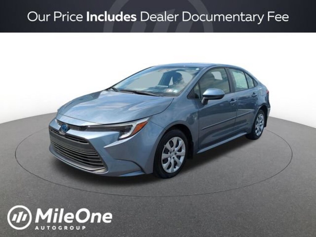 Used 2025 Toyota Corolla Hybrid LE Sedan