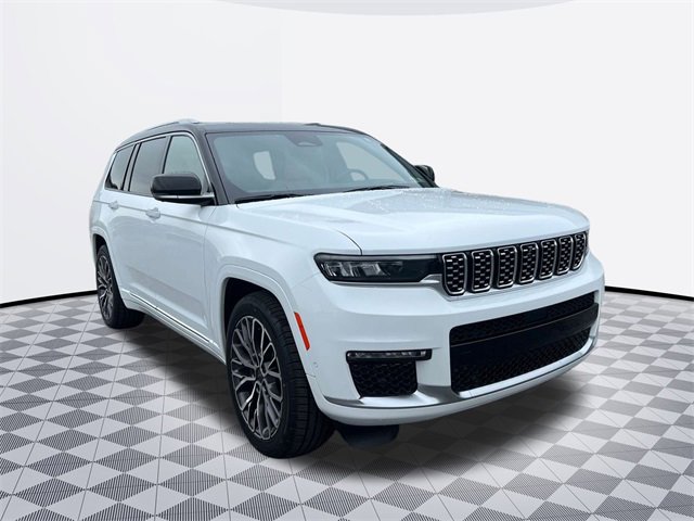 2023 Jeep Grand Cherokee L Summit photo 3