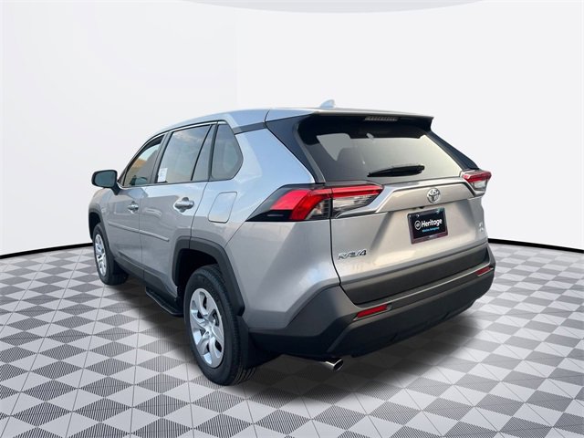 2025 Toyota RAV4 LE photo 3