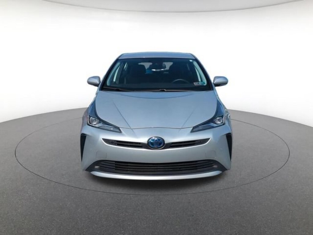Used 2020 Toyota Prius XLE Hatchback