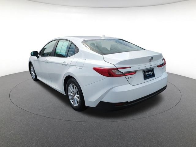2025 Toyota Camry LE - Photo 7
