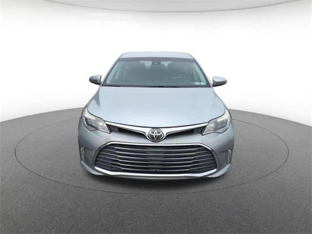Used 2018 Toyota Avalon XLE Sedan