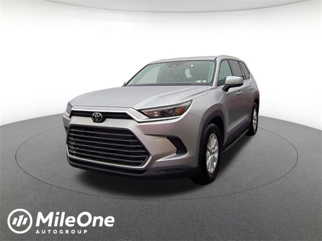 Used 2025 Toyota Grand Highlander XLE Sport Utility