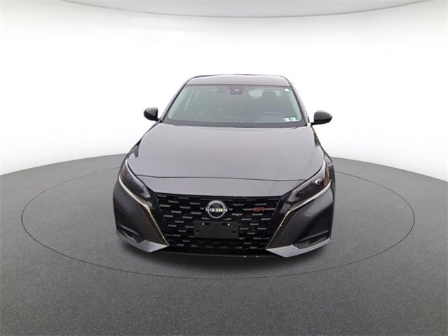 2023 Nissan Altima 2.5 SR photo 2