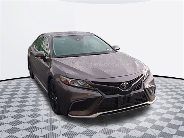 2023 Toyota Camry XSE photo 3