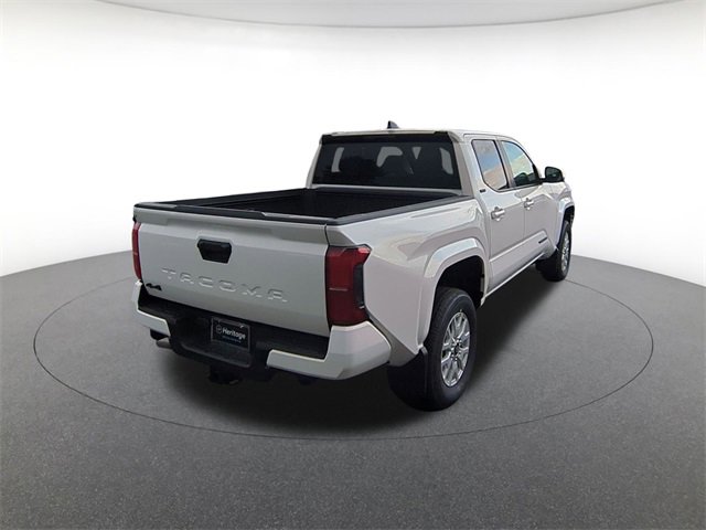 2025 Toyota Tacoma SR5 photo 3
