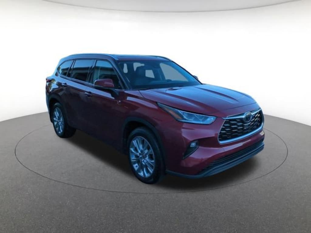 Used 2023 Toyota Highlander Limited Sport Utility
