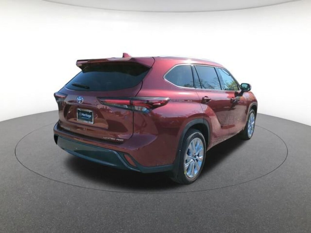 New 2026 Toyota Highlander Limited SUV