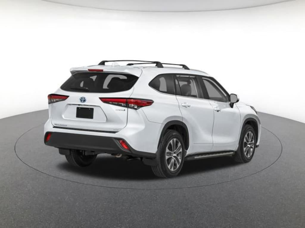 New 2026 Toyota Highlander Hybrid XLE SUV