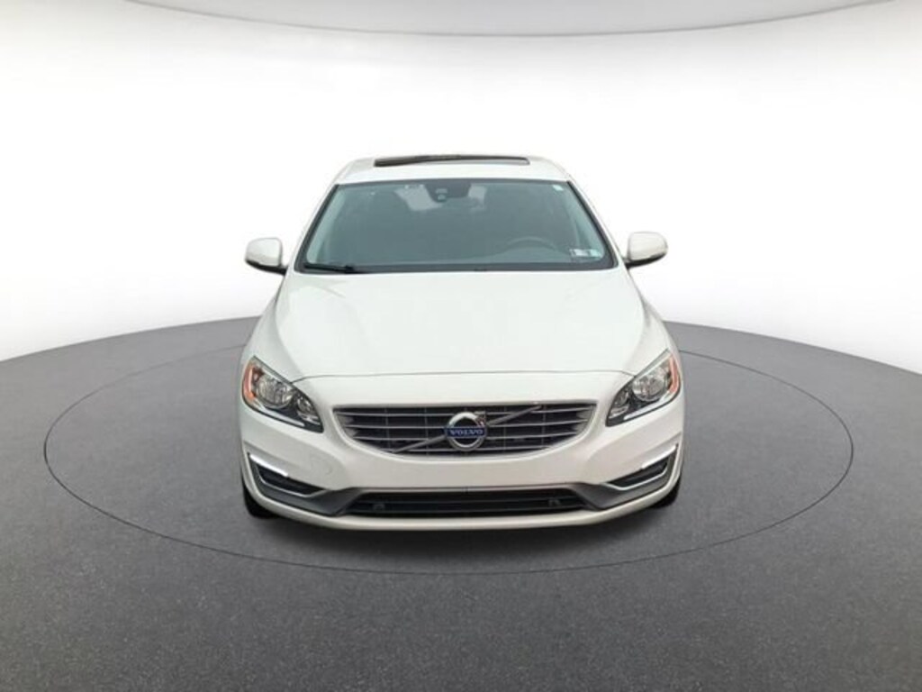 Used 2017 Volvo S60 Inscription T5 Sedan