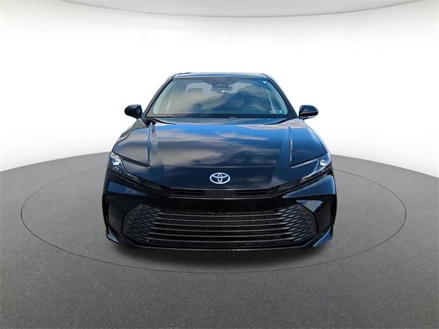 2025 Toyota Camry LE photo 2