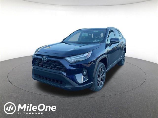 2025 Toyota RAV4 XLE Premium's photo