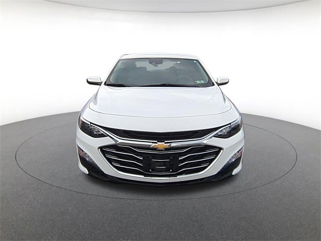2023 Chevrolet Malibu 1LT photo 2